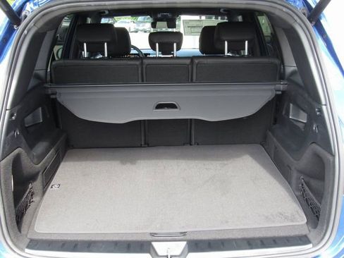 Used 2025 Mercedes-Benz GLB 250 4MATIC image 23