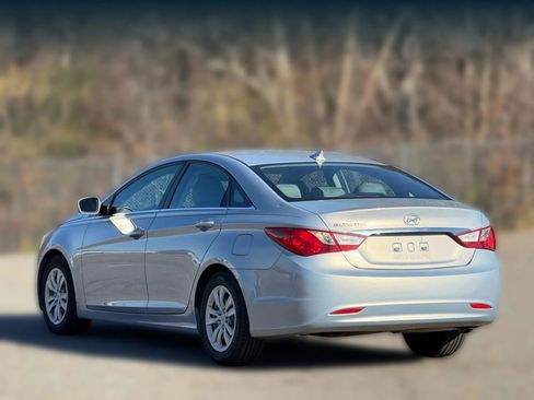 Used 2011 Hyundai Sonata GLS image 10