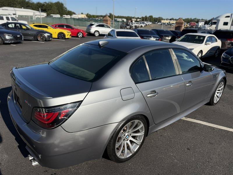 Used 2008 BMW M5 RWD image 9