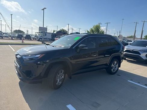 Certified 2025 Toyota RAV4 XLE w/ Convenience Package image 7