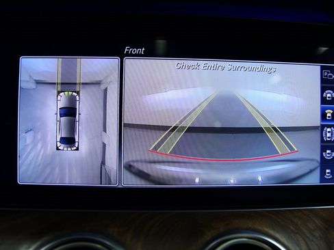 Used 2020 Mercedes-Benz E 350 4MATIC Sedan image 10