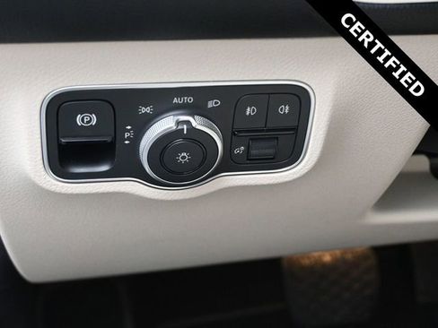 New 2025 Mercedes-Benz GLB 250 image 21