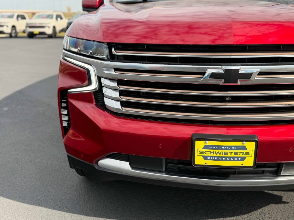 Used 2024 Chevrolet Tahoe High Country AWD/4WD image 4