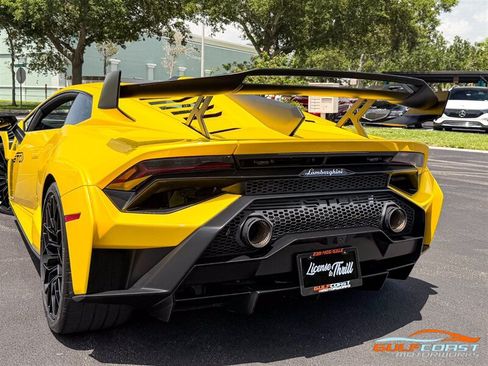 Used 2022 Lamborghini Huracan STO RWD image 43