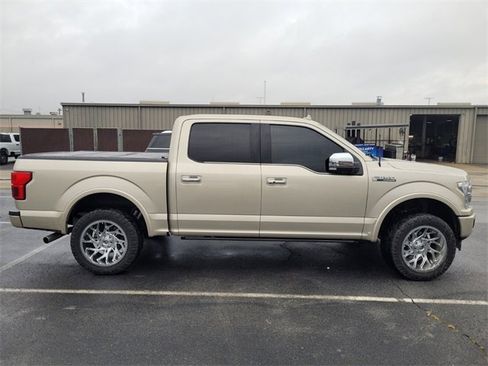 Used 2018 Ford F150 Platinum w/ Equipment Group 701A Luxury image 2