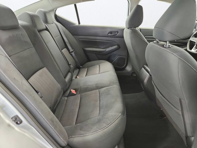 Used 2024 Nissan Altima 2.5 SV FWD image 24