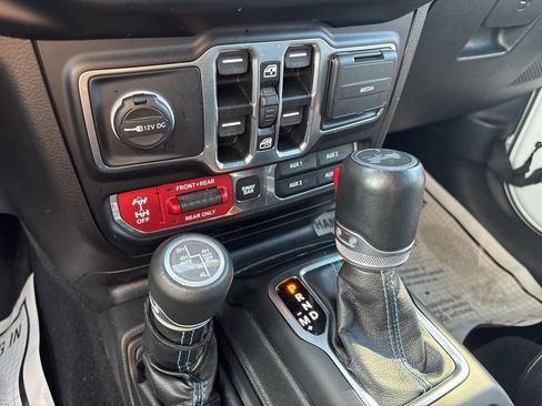 Used 2021 Jeep Wrangler Unlimited Rubicon 4xe w/ Cold Weather Group image 22