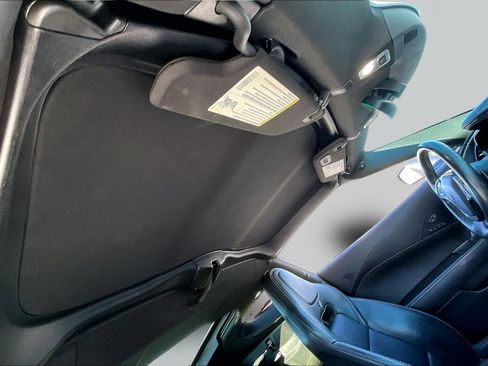 Used 2014 Chevrolet Corvette Z51 w/ 2LT Preferred Equipment Group image 20