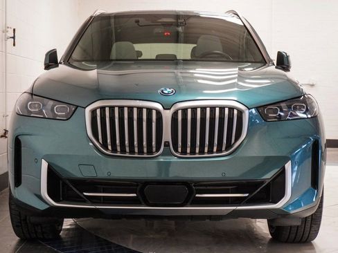 Used 2024 BMW X5 xDrive50e image 42