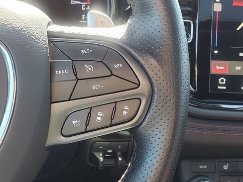 Used 2023 Dodge Durango GT AWD/4WD image 21