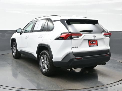 Used 2025 Toyota RAV4 XLE AWD/4WD image 4