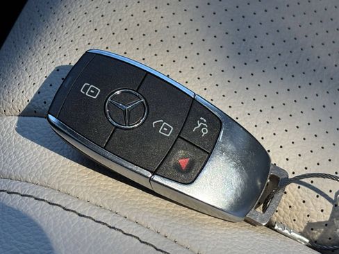 Used 2026 Mercedes-Benz GLE 350 4MATIC image 21