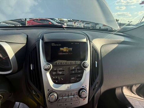 Used 2017 Chevrolet Equinox LT w/ Convenience Package FWD image 13