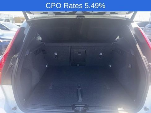 Certified 2023 Volvo XC40 B5 Plus w/ Driver Assist Package AWD/4WD image 13