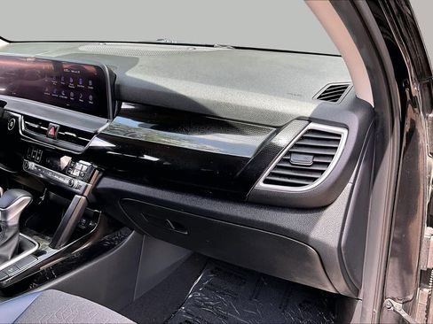 Used 2024 Kia Seltos S FWD image 18