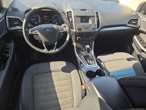 Used 2018 Ford Edge SEL FWD image 11