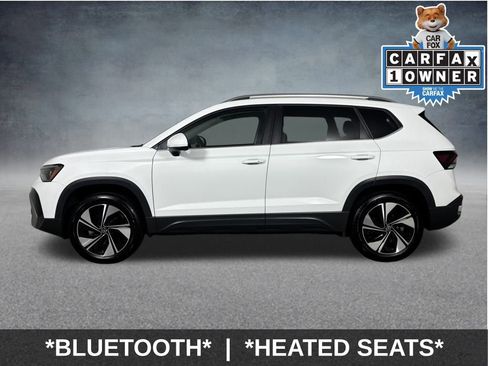 Used 2025 Volkswagen Taos SE image 5