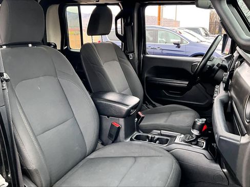 Used 2020 Jeep Gladiator Sport w/ Quick Order Package 24S image 8