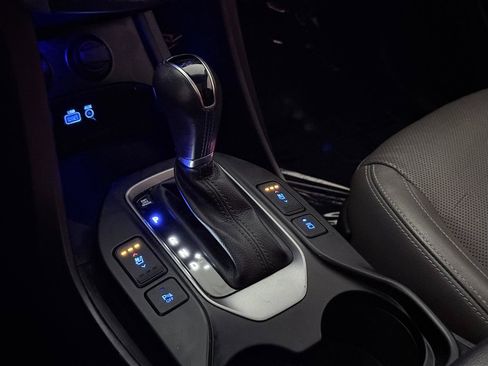 Used 2017 Hyundai Santa Fe Limited w/ Cargo Package image 34