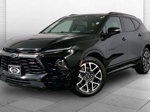 Used 2025 Chevrolet Blazer RS w/ Driver Confidence II Package AWD/4WD image 13