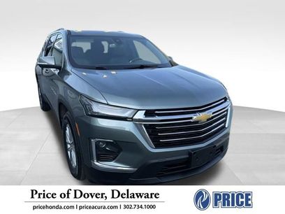 Used 2023 Chevrolet Traverse LT