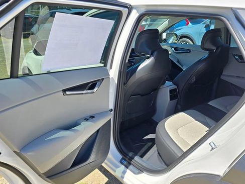 New 2026 Kia Niro Wave w/ Wave Preserve Package FWD image 13