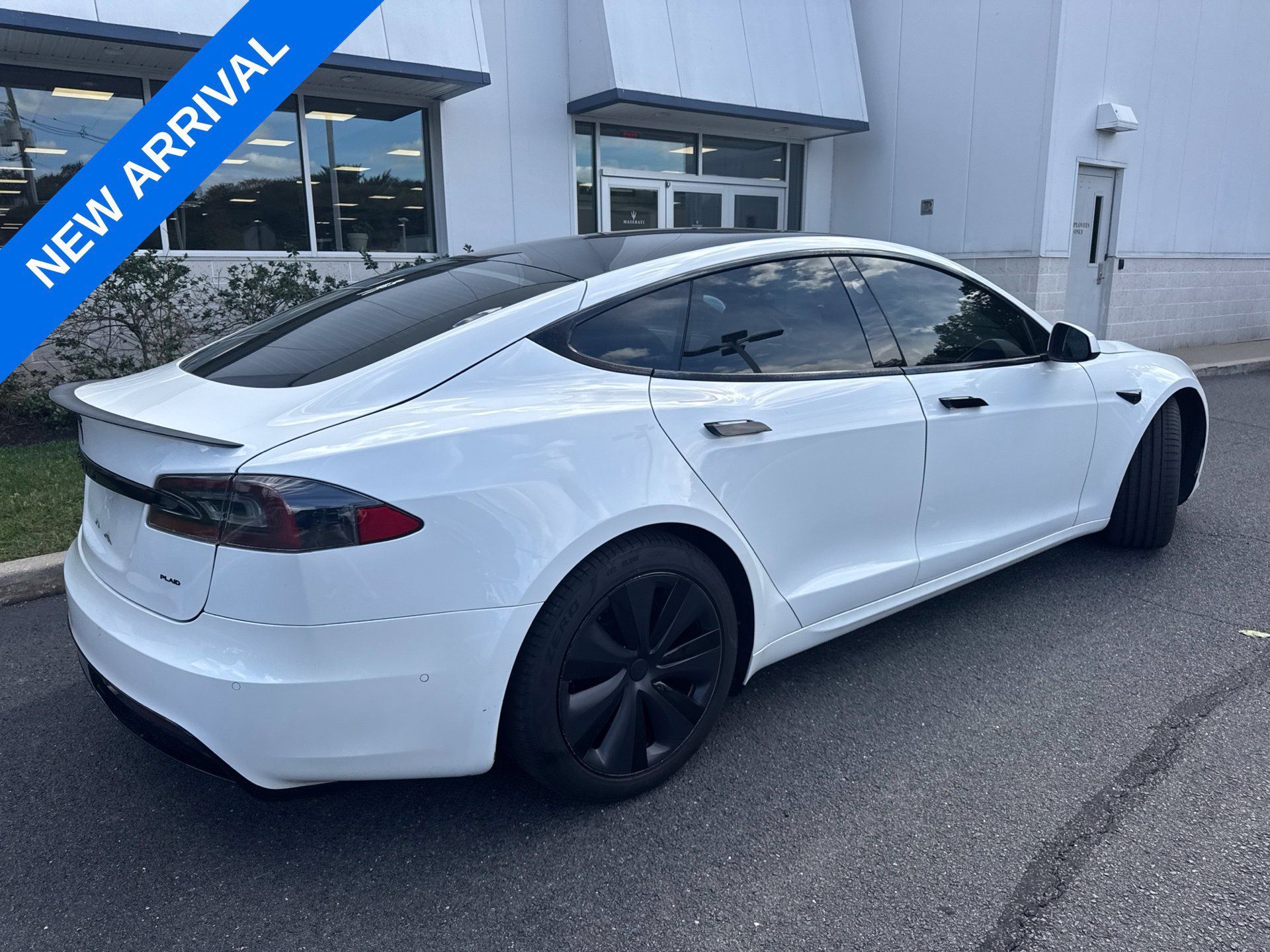 Used 2021 Tesla Model S Plaid AWD/4WD image 2