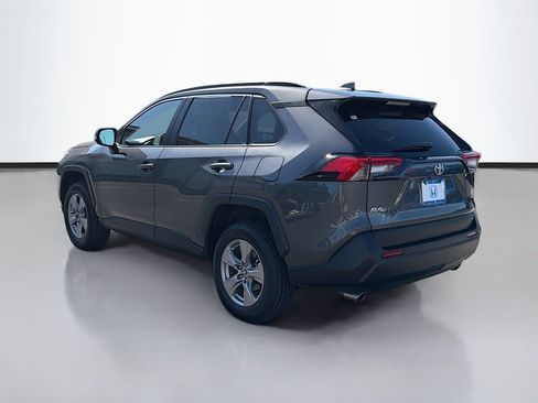 Used 2025 Toyota RAV4 XLE FWD image 7