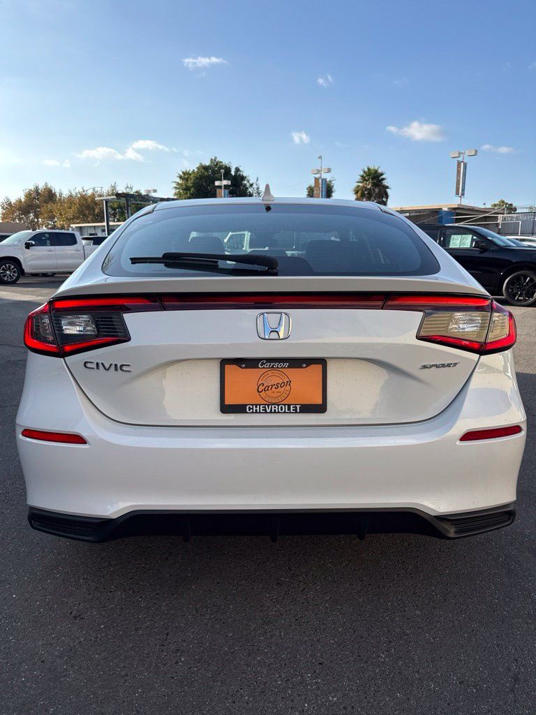 Used 2023 Honda Civic Sport image 5