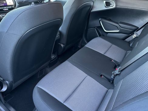 Certified 2024 Kia Soul S image 9