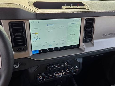 New 2026 Ford Bronco Outer Banks AWD/4WD image 19
