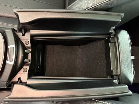 Used 2021 Mercedes-Benz E 350 4MATIC Sedan image 33