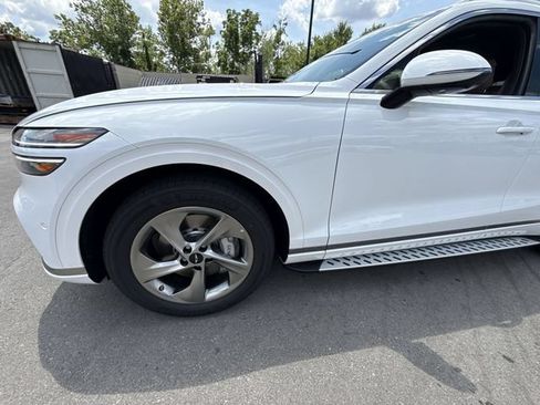 New 2026 Genesis GV70 2.5T Advanced AWD/4WD image 10