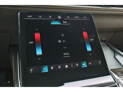 New 2026 Cadillac Escalade Luxury AWD/4WD image 21