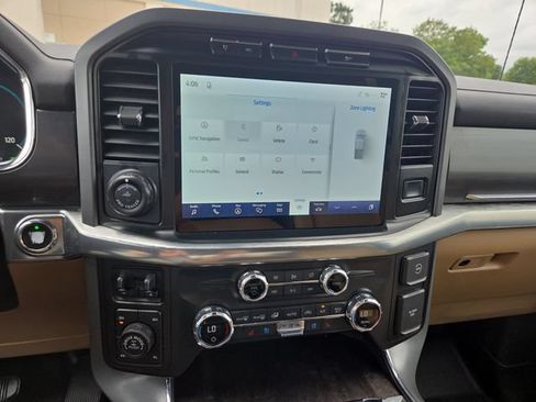 Used 2021 Ford F150 Lariat w/ Max Trailer Tow Package AWD/4WD image 17