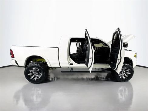 Used 2022 RAM 3500 Limited w/ Safety Group image 29