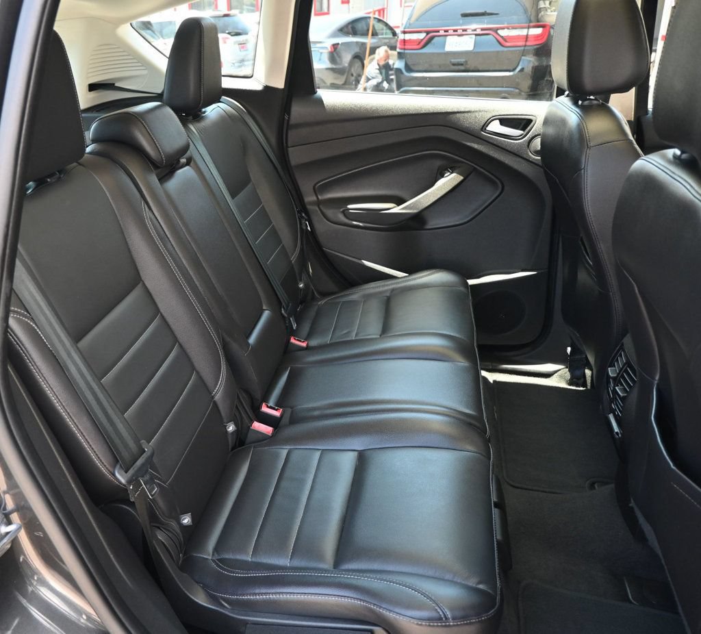 Used 2016 Ford C-MAX SEL w/ Equipment Group 302A FWD image 20
