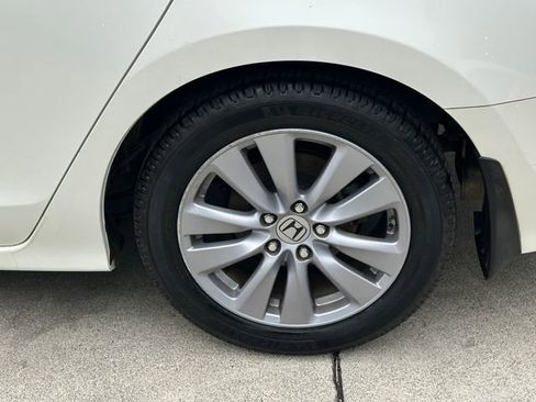 Used 2011 Honda Accord EX-L image 10