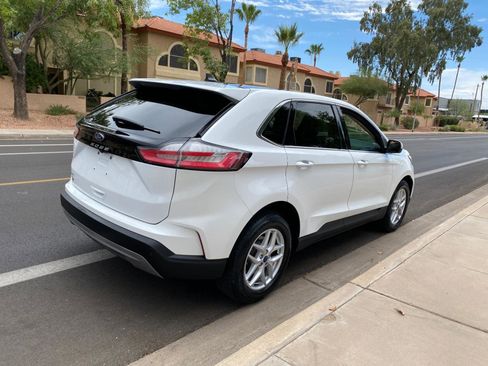 Used 2021 Ford Edge SEL w/ Convenience Package FWD image 9
