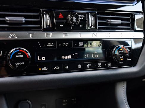 New 2026 Nissan Pathfinder SL AWD/4WD image 20