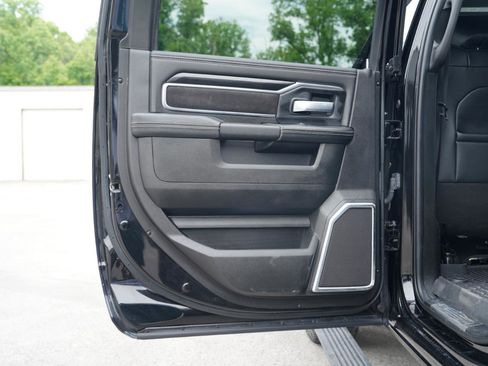 Used 2022 RAM 3500 Laramie AWD/4WD image 34