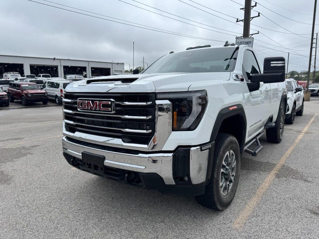 Used 2026 GMC Sierra 3500 SLE AWD/4WD image 6