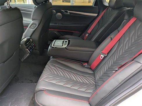 Used 2025 Genesis G80 3.5T Sport image 12