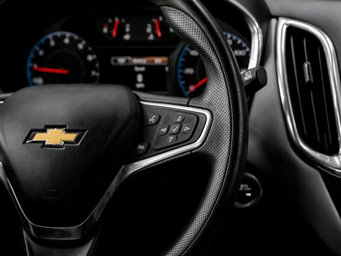 Used 2020 Chevrolet Equinox LS w/ LPO, Floor Liner Package FWD image 19