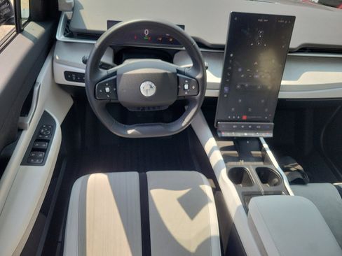 Used 2023 Fisker Ocean Extreme image 11