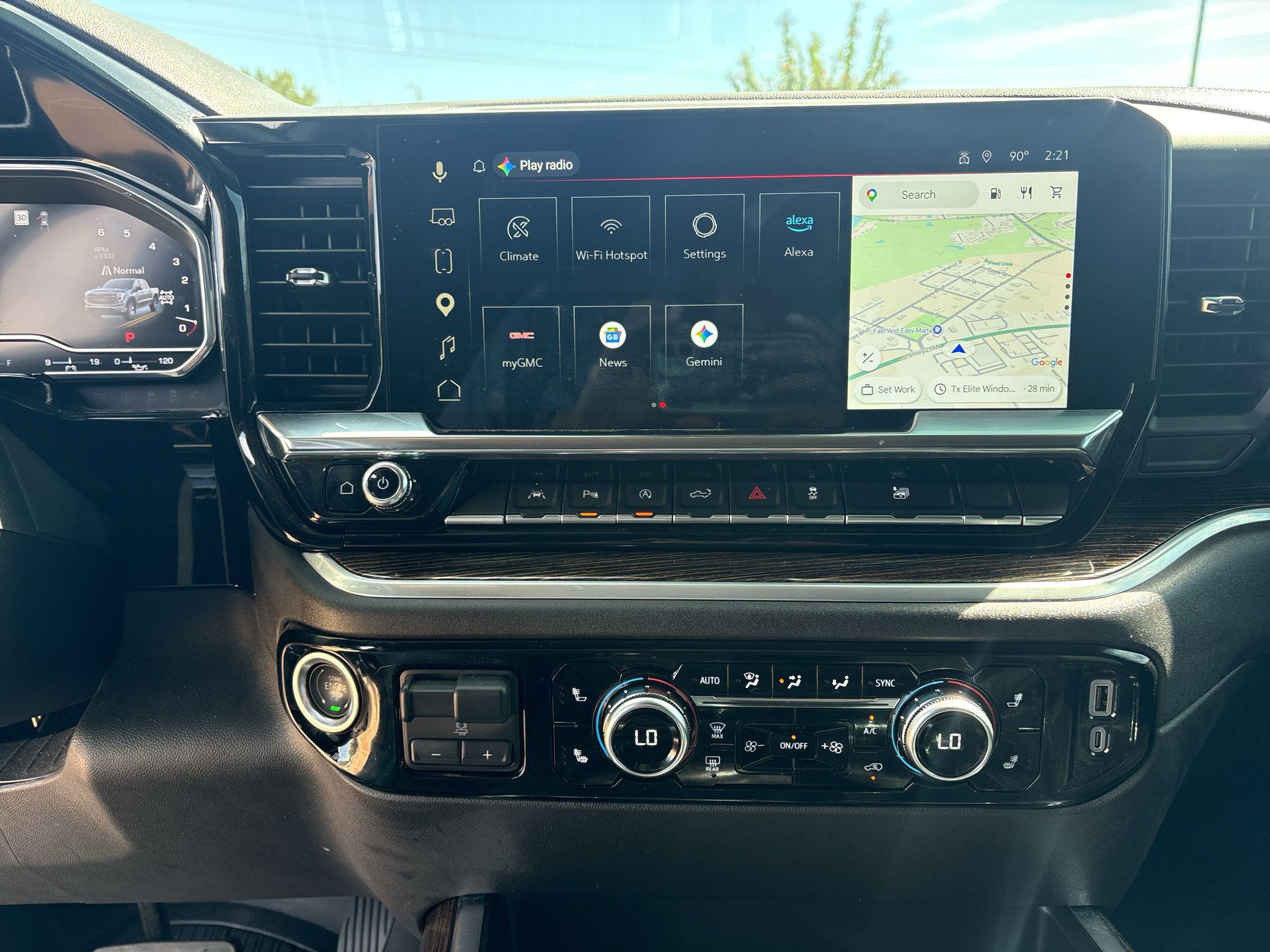 Used 2025 GMC Sierra 1500 Elevation w/ Elevation Premium Package AWD/4WD image 32