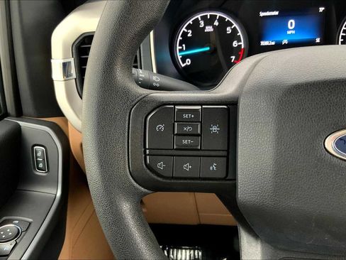 Used 2021 Ford F150 XLT image 23