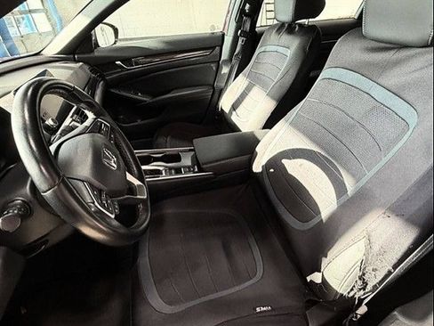 Used 2022 Honda Accord Sport image 2