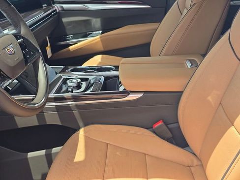 New 2026 Cadillac Escalade ESV Luxury image 21