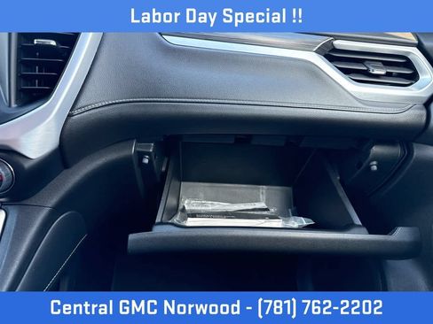 Certified 2023 GMC Acadia SLT w/ Elevation Edition AWD/4WD image 20